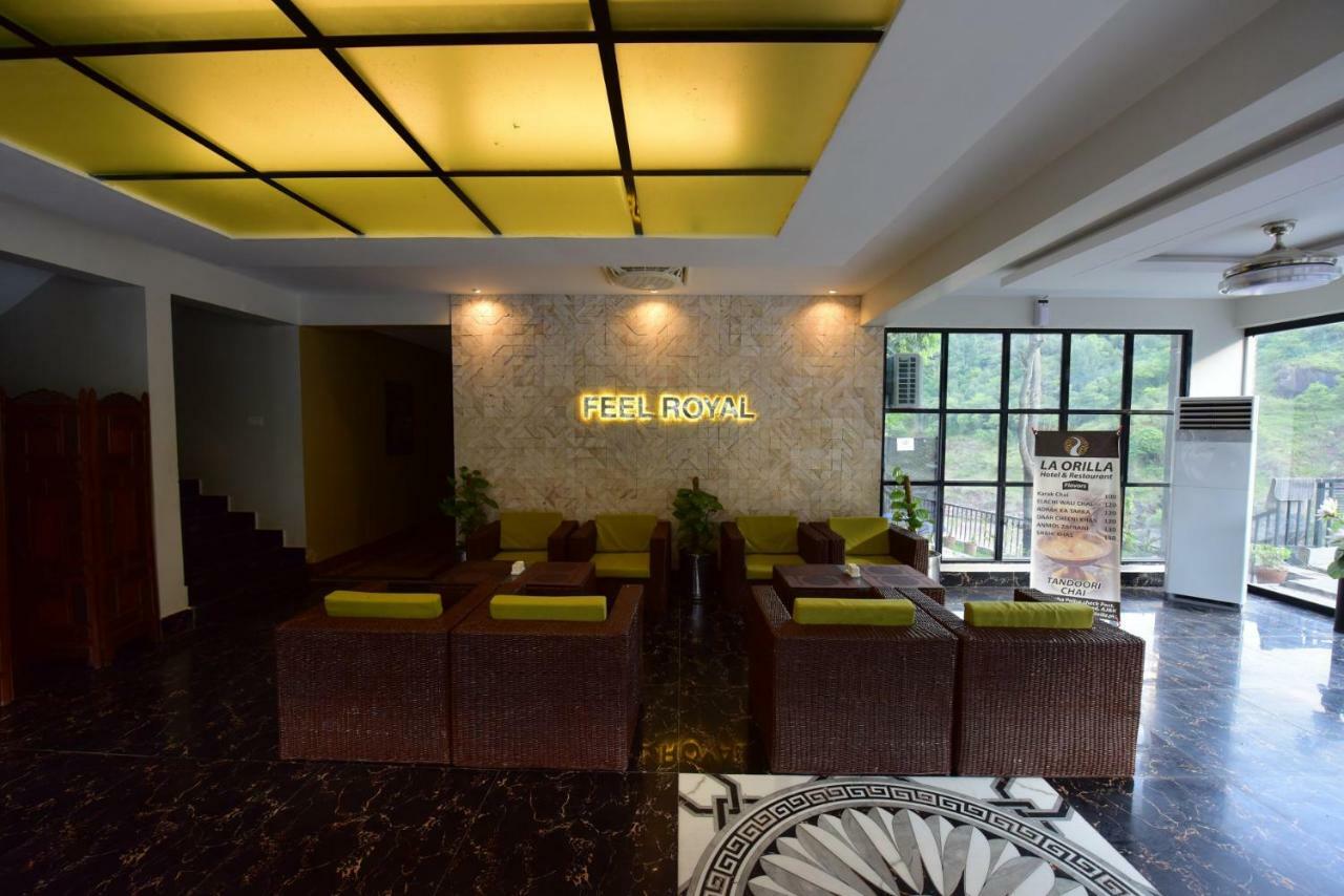 La Orilla Hotel Muzaffarabad Exterior photo